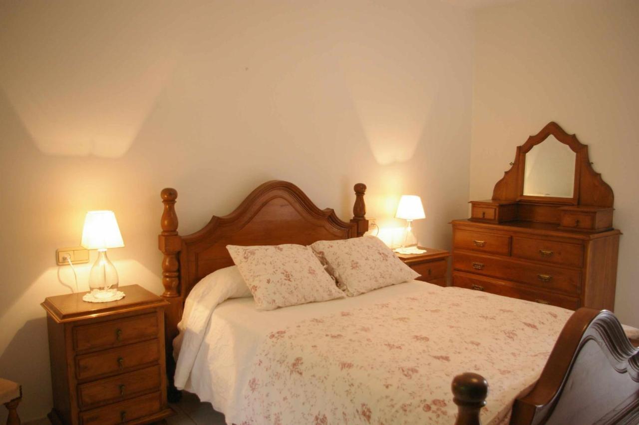 Vivienda Tradicional Con Jardin Y Patio Interior Villa Вилануева де Ароса Екстериор снимка